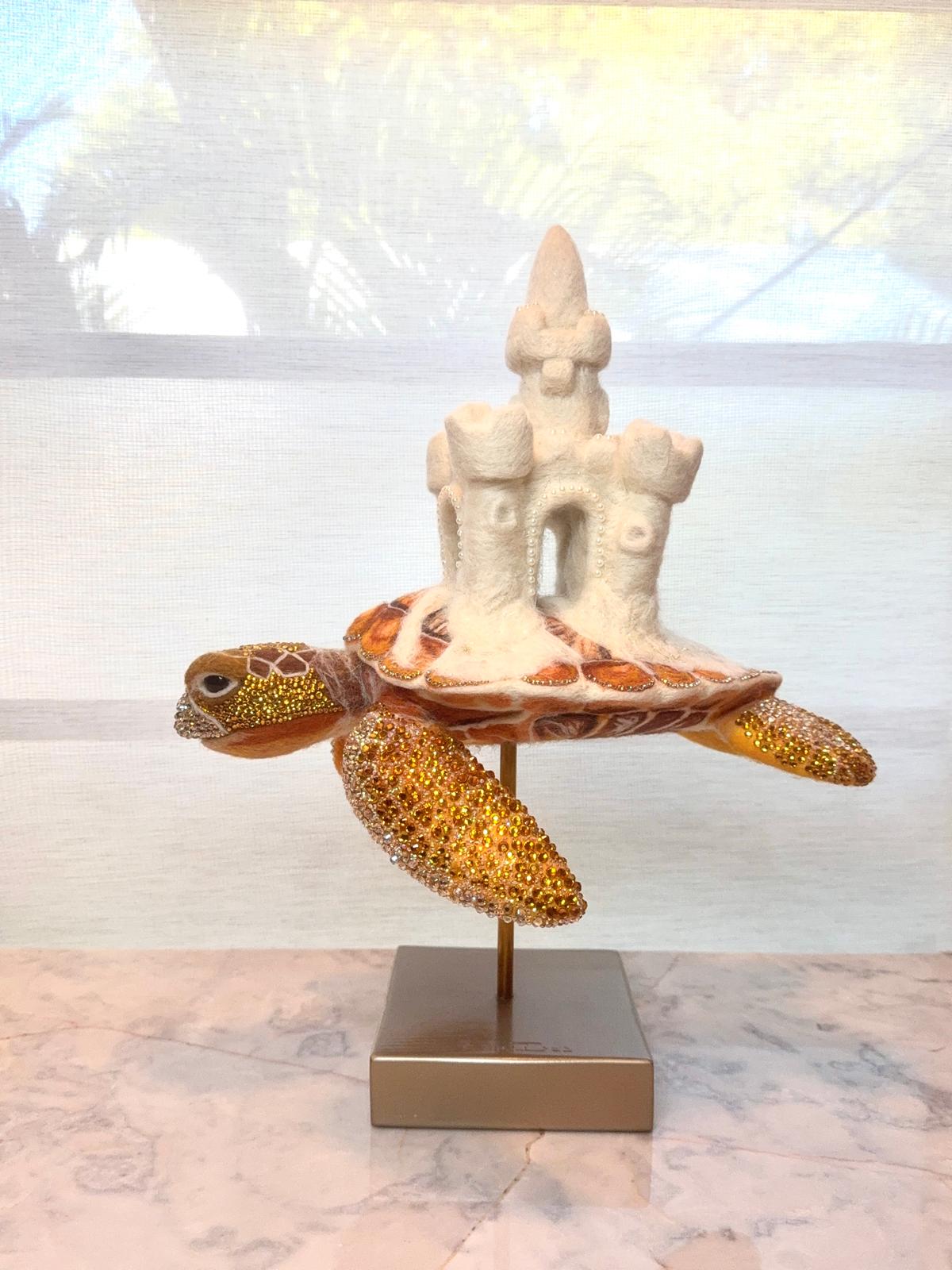 Jewel of the Deep: Sandcastle Sea Turtle (Illuminated Edition)